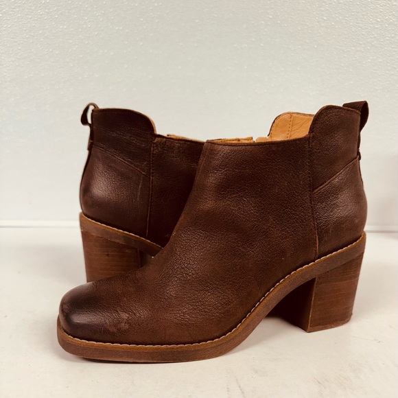 Crown Vintage Hashel Bootie, Square Toe, Brown Leather, Size 9, worn twice - Picture 1 of 5